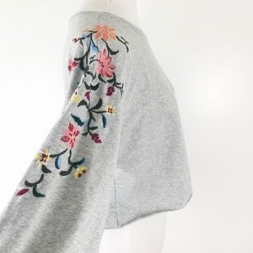 Crop sweatshirt